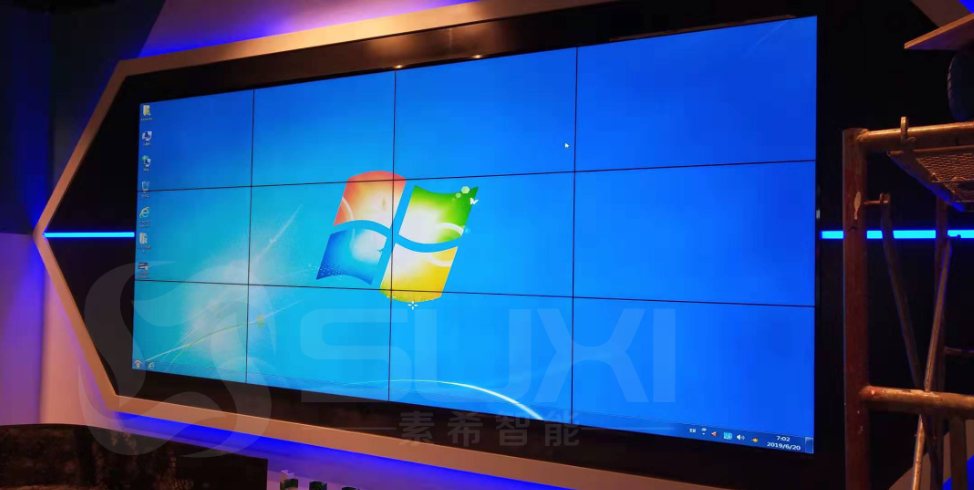 休閑娛樂卡爾飛車液晶拼接屏項(xiàng)目